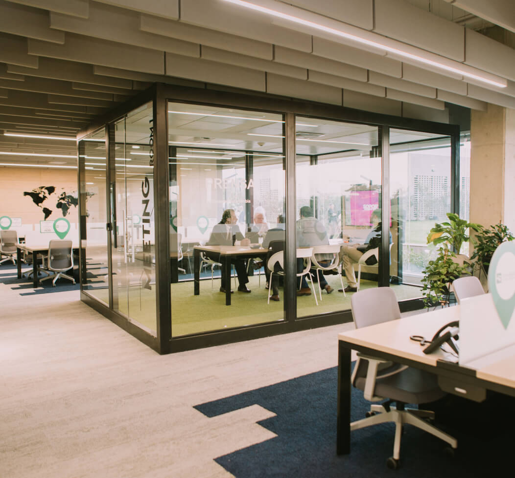 Infraestructura flexible y escalable para empresas de servicios globales